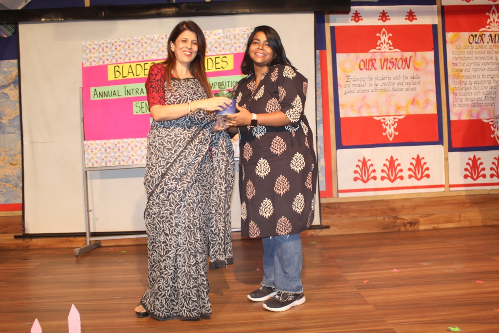 BLADES AND SPADES Maharaja Agarsain Public School Ashok Vihar